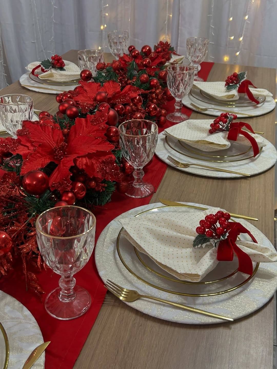 Premier Events & Decor table arrangement place settings